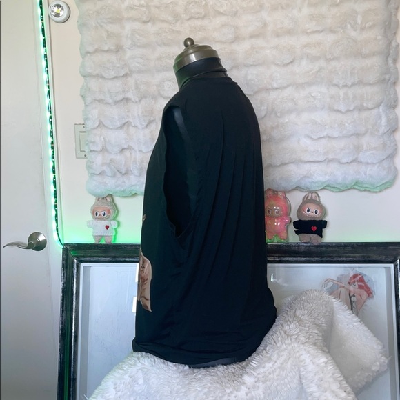 Polyester tank top Black Graphic Sleeveless Top for men warm once and washed - Picture 3 of 8